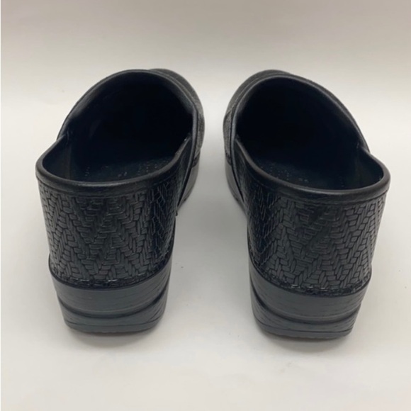 DANSKO Black Chevron Clogs - Picture 10 of 10